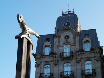 Vigo, edificio de la Puerta del Sol