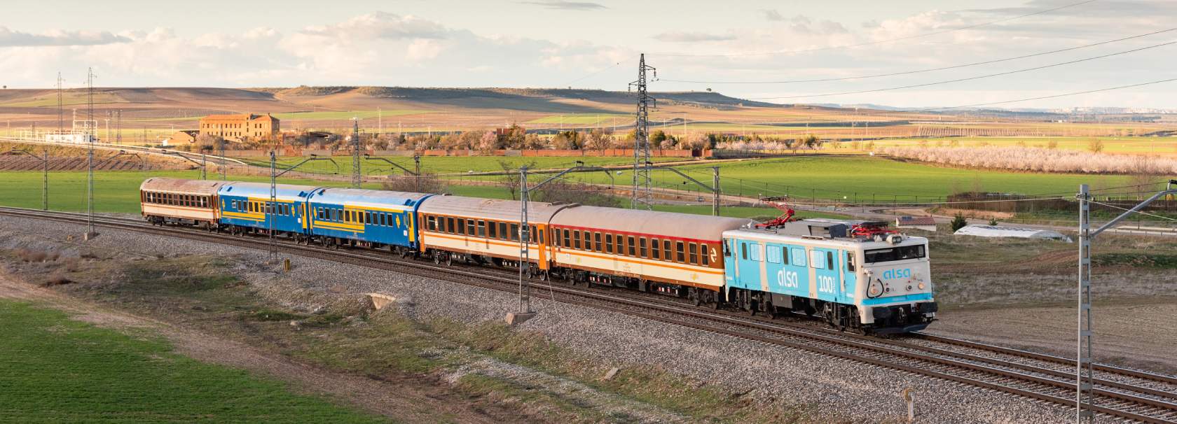 Tren Tierras de Medina (Madrid- Medina del Campo)