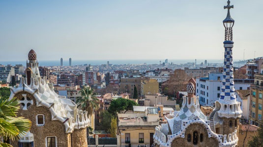 Viajes baratos para ver el Parque Guell de Barcelona